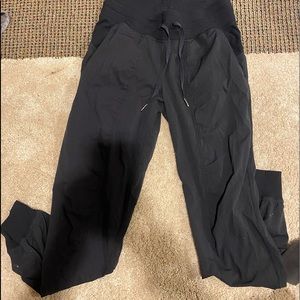 black lulu joggers